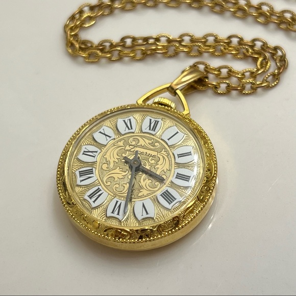 lucerne Jewelry - Lucerne Gold Pocket Watch Necklace